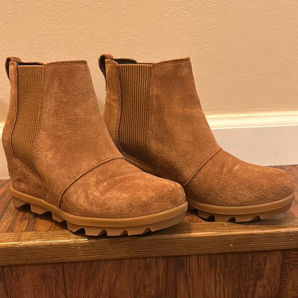 Sorel Joan of Arctic II Wedges Size 8